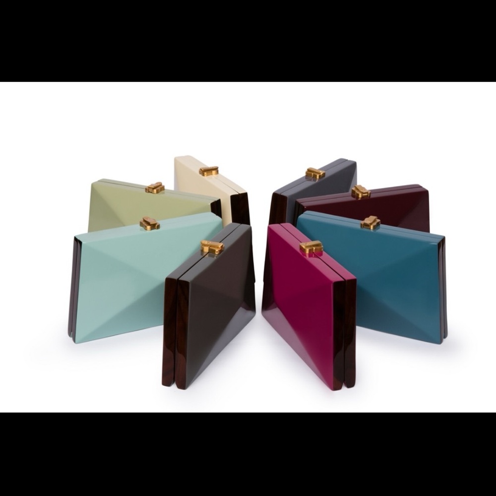 NWT elegant blue Rocio clutch, removable strap. - Picture 3 of 16